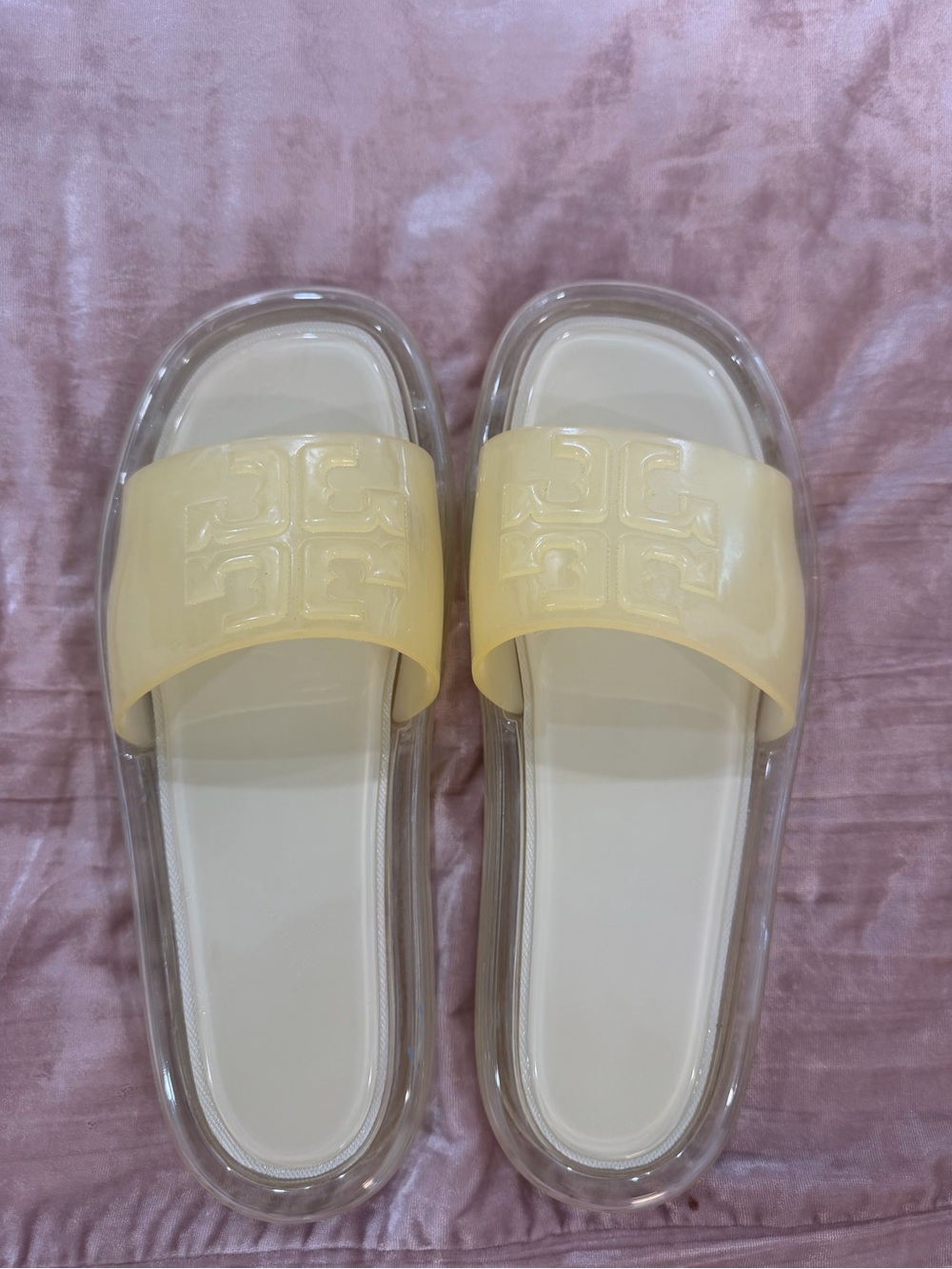 Tory Burch bubble jelly slides size 9B in clear!